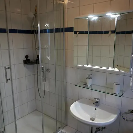Gasthaus&pension Blume Oda ve Kahvaltı Ötigheim